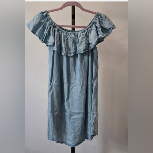 Lulus Standout Chambray Off Shoulder Ruffle Mini Dress Blue Lyocell Medium - Picture 7 of 11